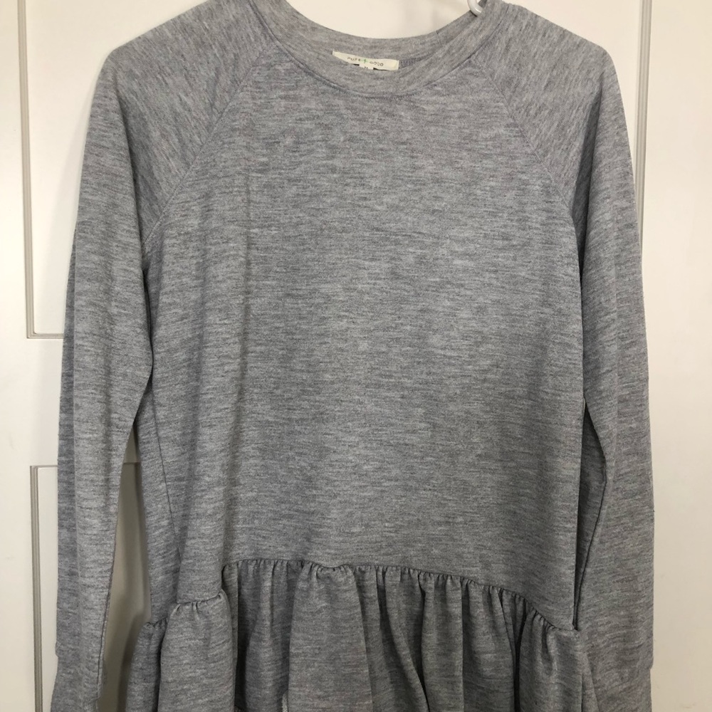 Sweatshirt